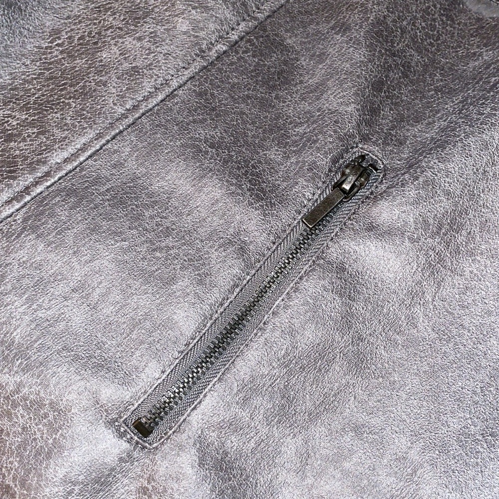 BNCI By Blanc Noir.  Gray Teddy Jacket with Waterfall Front.  Size Small. - Picture 6 of 6